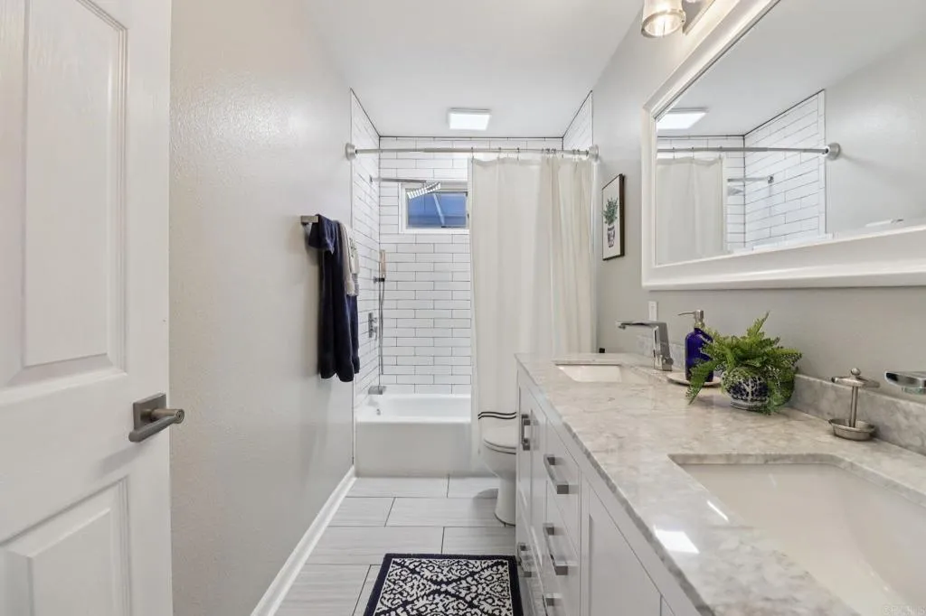 https://cdn.realtyfeed.com/cdn/127/306586040/d3b88fccf73b2b13b9b0468014fdcbcd.webp