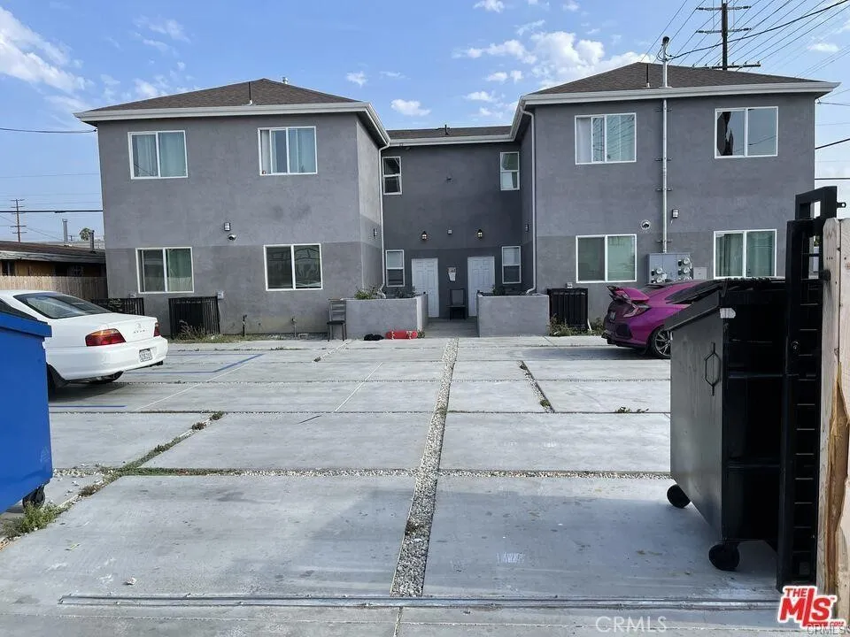 437 N Fries Avenue Unit 1, Wilmington, CA 90744 - Photo 3 of 14, Wilmington, CA