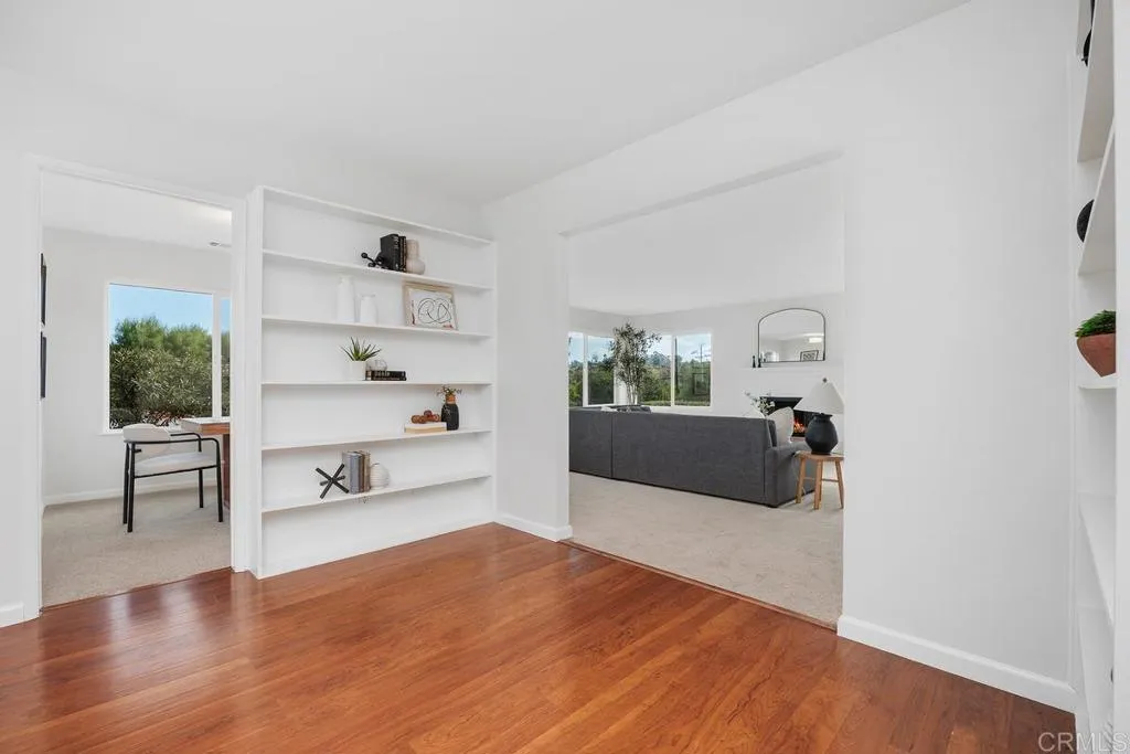 https://cdn.realtyfeed.com/cdn/127/306586081/03be00f08726720892e5df7007d23766.webp