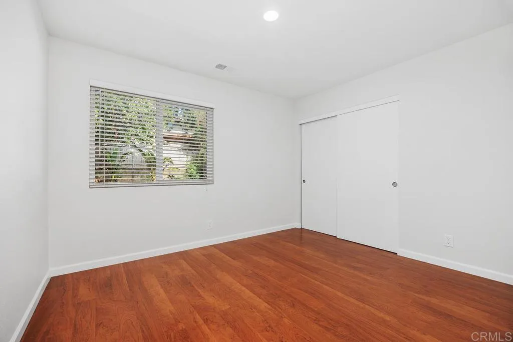 https://cdn.realtyfeed.com/cdn/127/306586081/cc7a55af918ea0377e7e848f04c053b2.webp