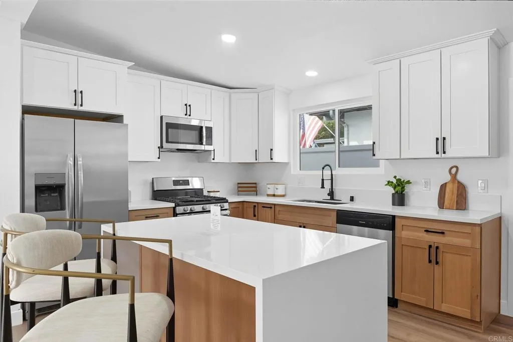 https://cdn.realtyfeed.com/cdn/127/306586084/50605660e4292f9ee04a82cdd02938ff.webp