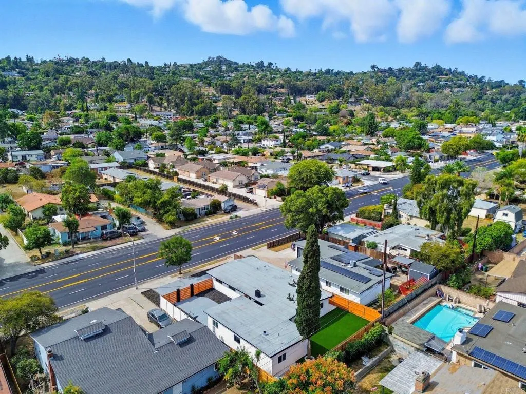 https://cdn.realtyfeed.com/cdn/127/306586084/d66474b89a0e924d1d64acc50a9d0666.webp