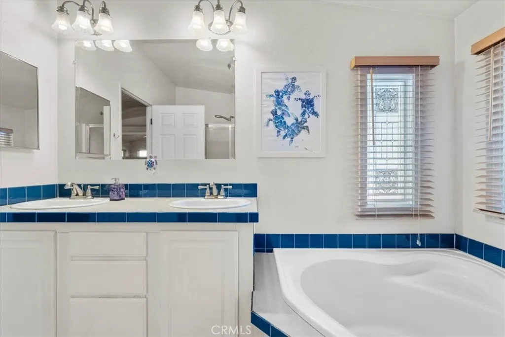 https://cdn.realtyfeed.com/cdn/127/306586109/81bc37419a03e0676d63f2753298fe86.webp