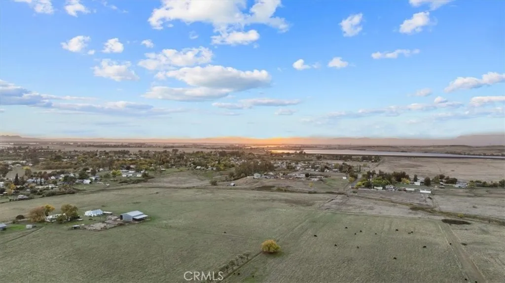 2027 Plumas Court, Oroville, CA 95965 - Photo 3 of 32, Oroville, CA