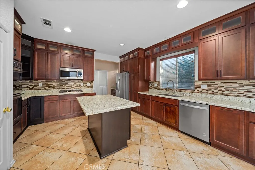 43203 Fanchon, Lancaster, CA 93536 - Photo 4 of 26, Lancaster, CA