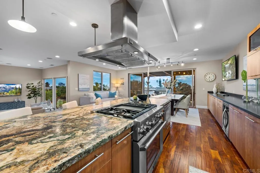 https://cdn.realtyfeed.com/cdn/127/306586313/9b956aa942095fca5270e4ded1c0b806.webp
