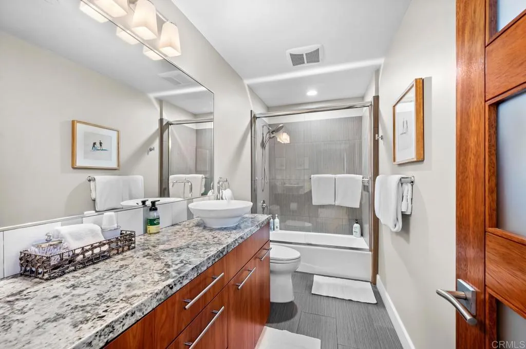 https://cdn.realtyfeed.com/cdn/127/306586313/ed8ad6f0aa5dee0d8849288b54f86be4.webp