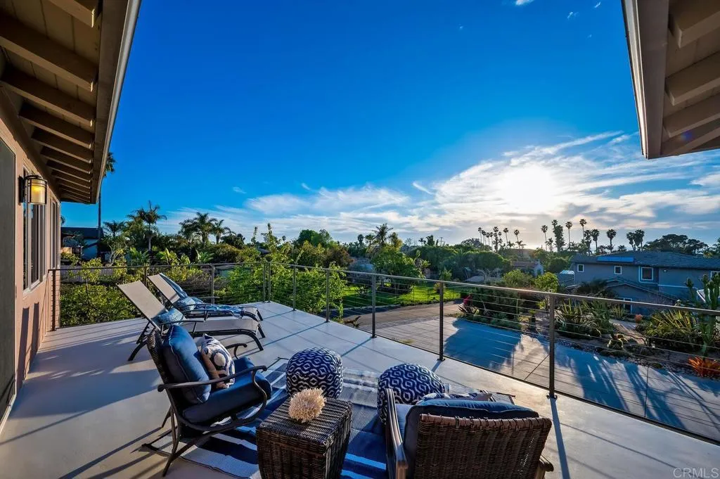 https://cdn.realtyfeed.com/cdn/127/306586313/f7da0d5df56f4297f9ed66c575ce5dc8.webp