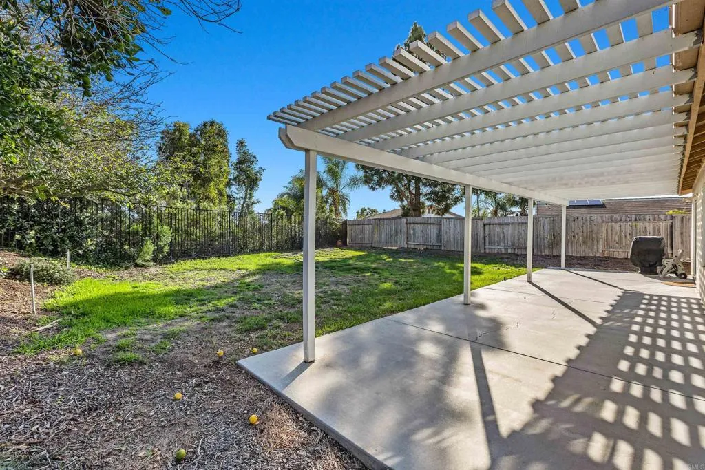 https://cdn.realtyfeed.com/cdn/127/306586338/7120205248a92533b4637598ab796f7c.webp