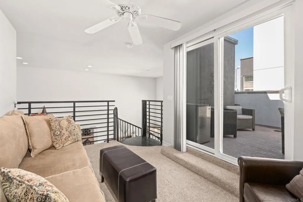https://cdn.realtyfeed.com/cdn/127/306586340/62c50035ef2a399e3ed4021e477fcf42.webp