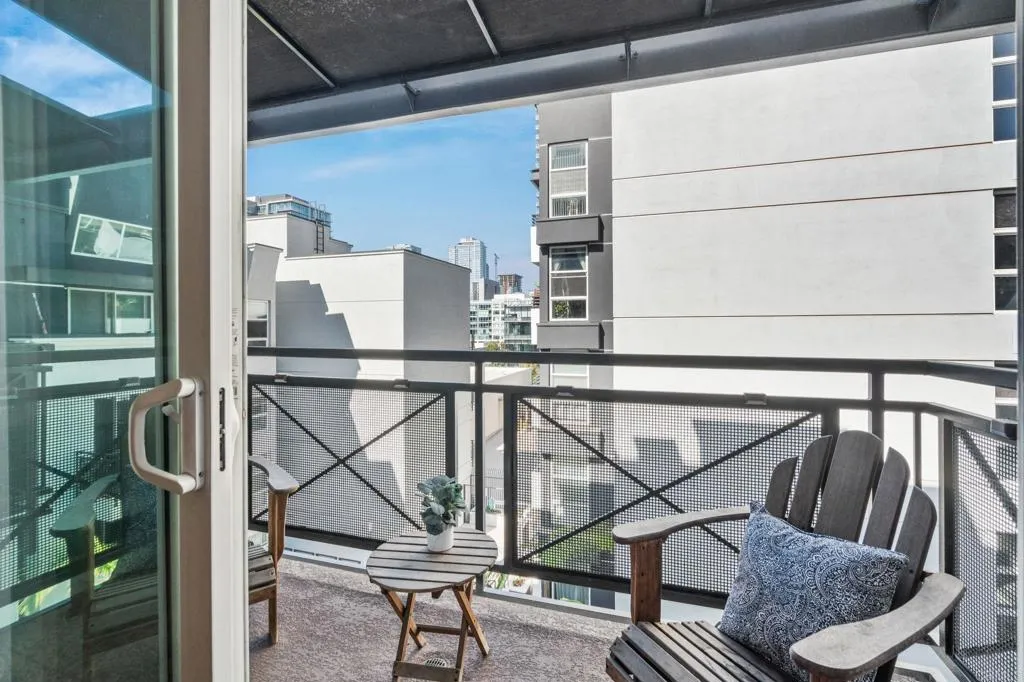 https://cdn.realtyfeed.com/cdn/127/306586340/7d53c812bff7bb917b176d5a468ec15c.webp