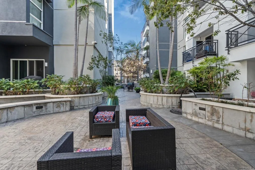 https://cdn.realtyfeed.com/cdn/127/306586340/dd2577a496a6255640ee179a0abf23f3.webp