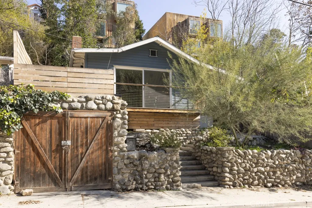 Los Angeles, CA 90065