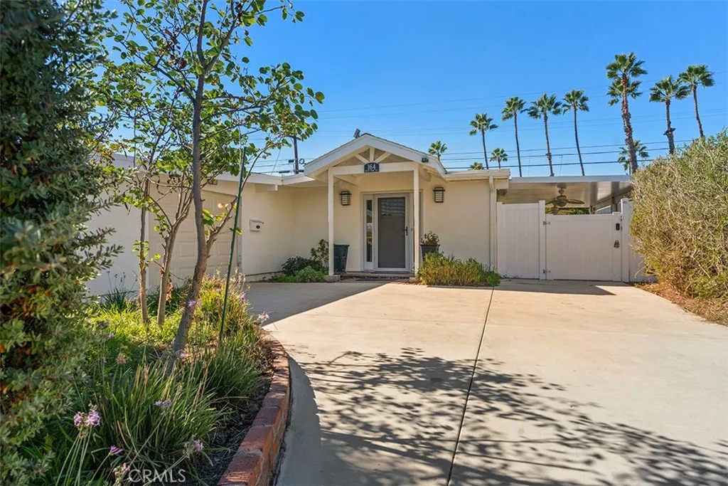 https://cdn.realtyfeed.com/cdn/127/306586381/1255f31b72d84c8279764dd16a0a520c.webp