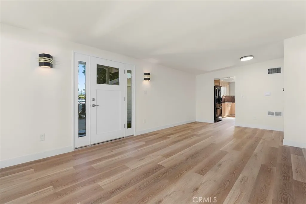 https://cdn.realtyfeed.com/cdn/127/306586381/335de4627599e143a68c15457dc2779a.webp