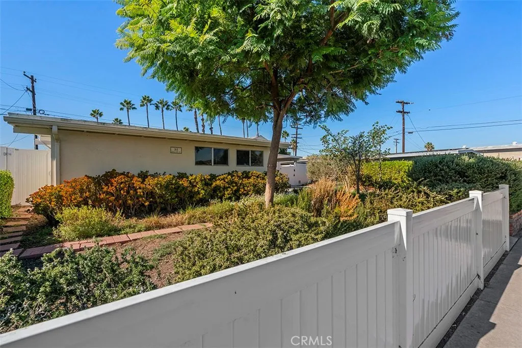 https://cdn.realtyfeed.com/cdn/127/306586381/919422c0bf5393a959c94bd533d76f5c.webp
