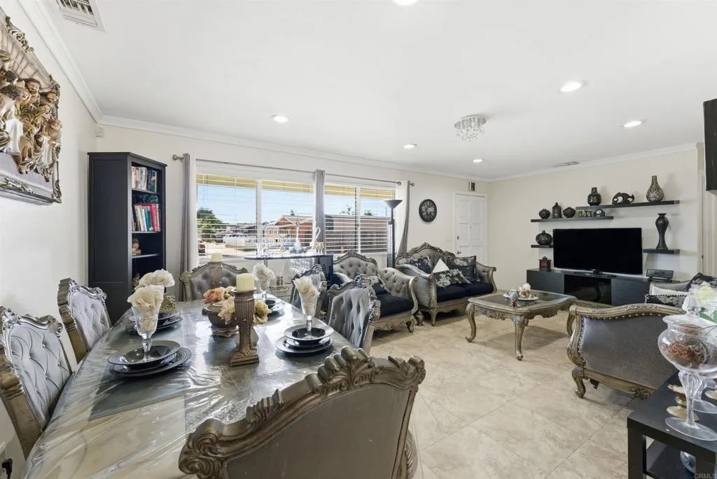 https://cdn.realtyfeed.com/cdn/127/306586395/4955154ad0c5413b2d63eac17d904b2a.webp