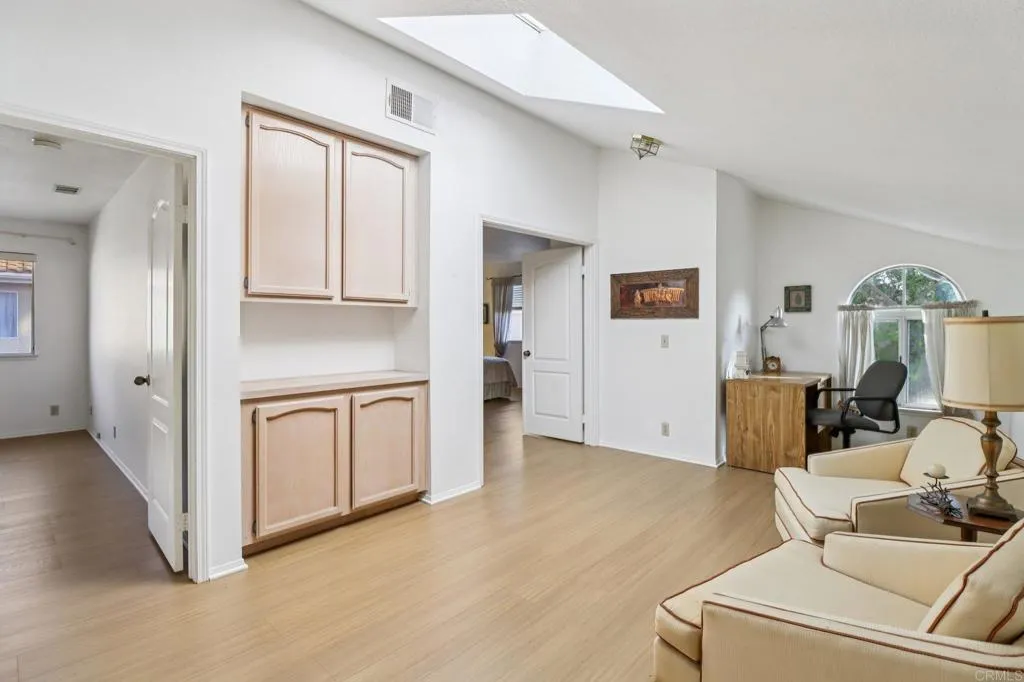 https://cdn.realtyfeed.com/cdn/127/306586396/34b0087485c12f96b809522a7f3c6493.webp