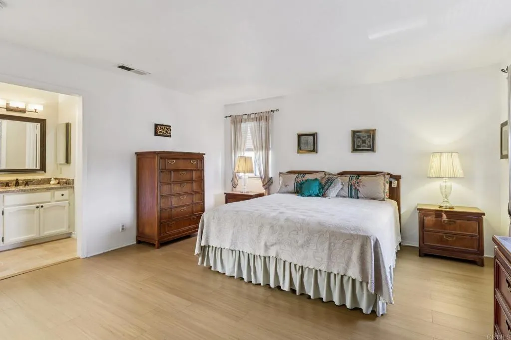 https://cdn.realtyfeed.com/cdn/127/306586396/61fd38829c47080d96d4a8b1f0607215.webp