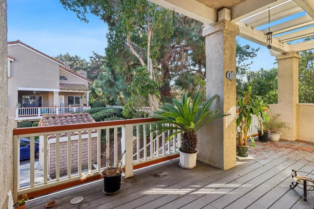 https://cdn.realtyfeed.com/cdn/127/306586396/9ff9ca9d2992262690517575c969f5c4.webp