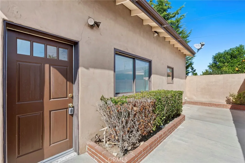 Costa Mesa, CA 92627