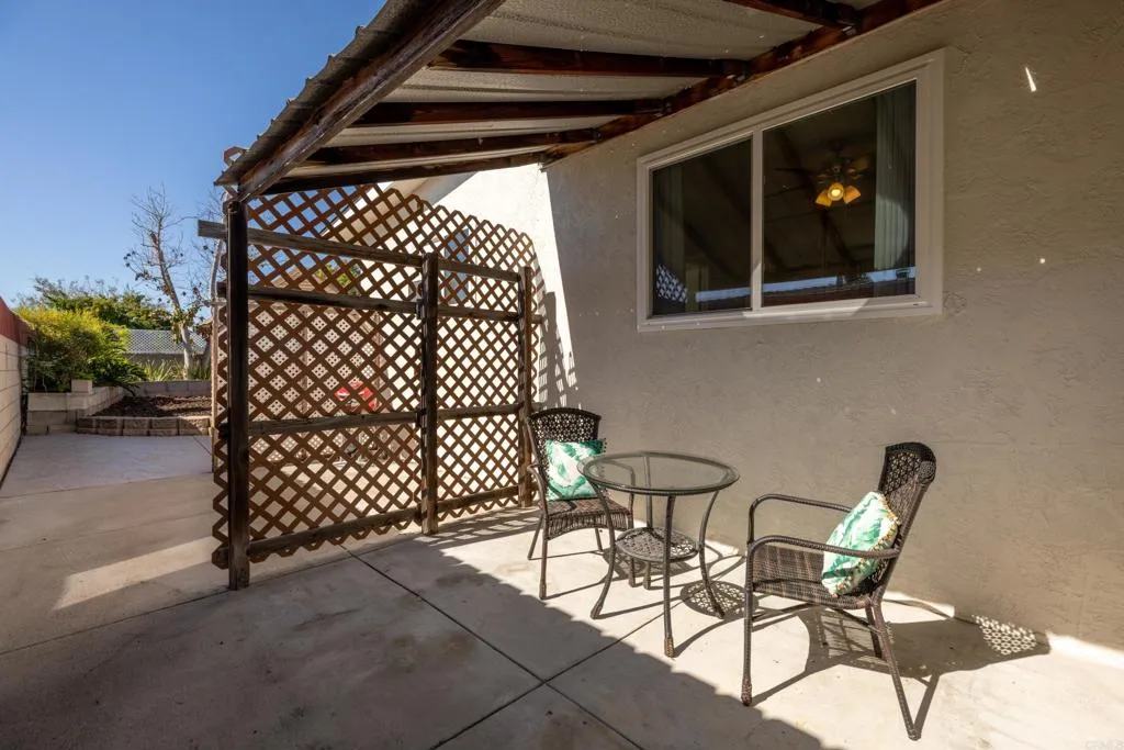 https://cdn.realtyfeed.com/cdn/127/306586672/2ae5a8bd5c64ac1ab594c6fb35410d0e.webp