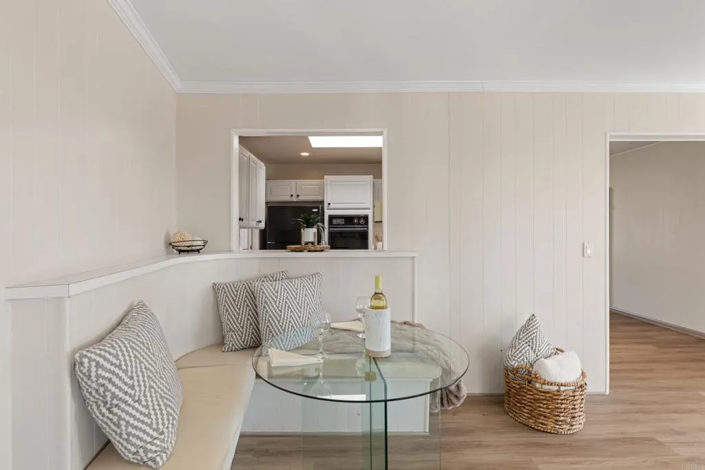 https://cdn.realtyfeed.com/cdn/127/306586672/5b93abad30c7d7f5919e9007484b06ed.webp