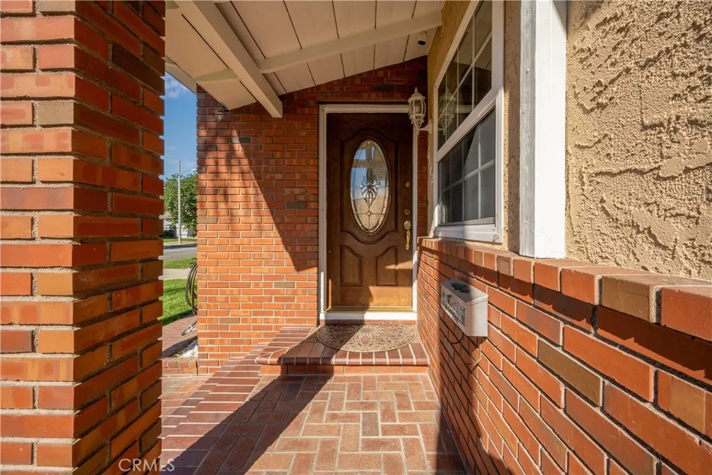 6142 Oliva Avenue, Lakewood, CA 90712 - Photo 2 of 33, Lakewood, CA