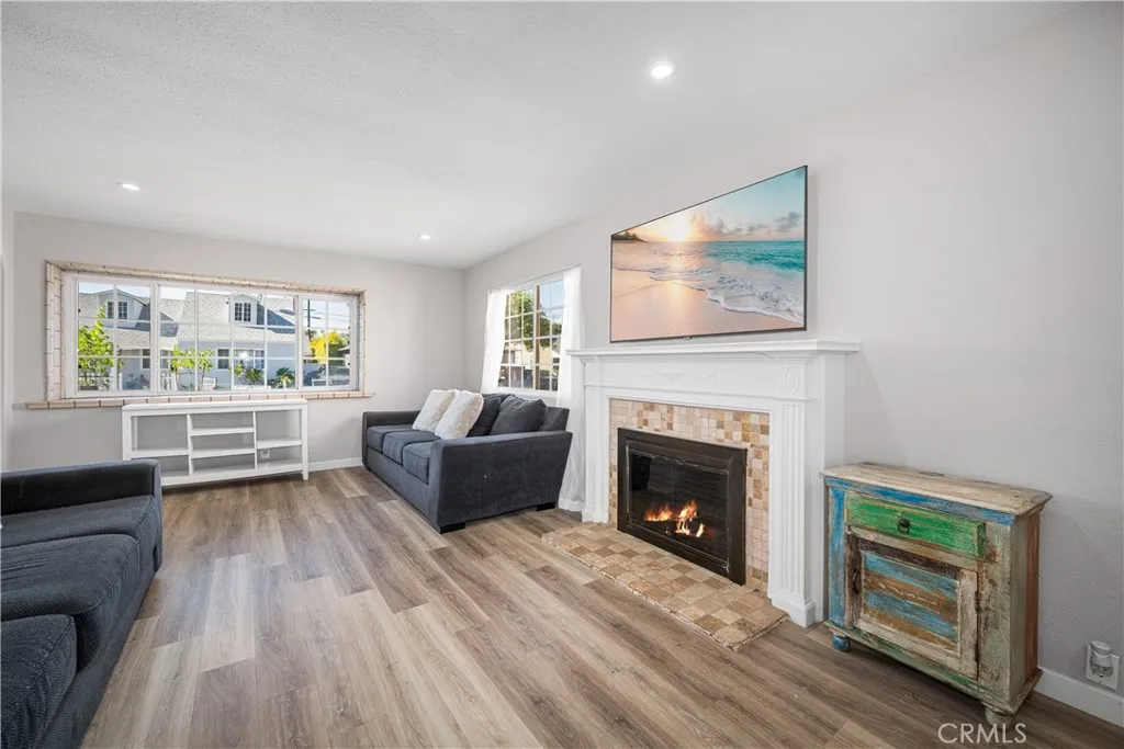 6142 Oliva Avenue, Lakewood, CA 90712 - Photo 5 of 33, Lakewood, CA