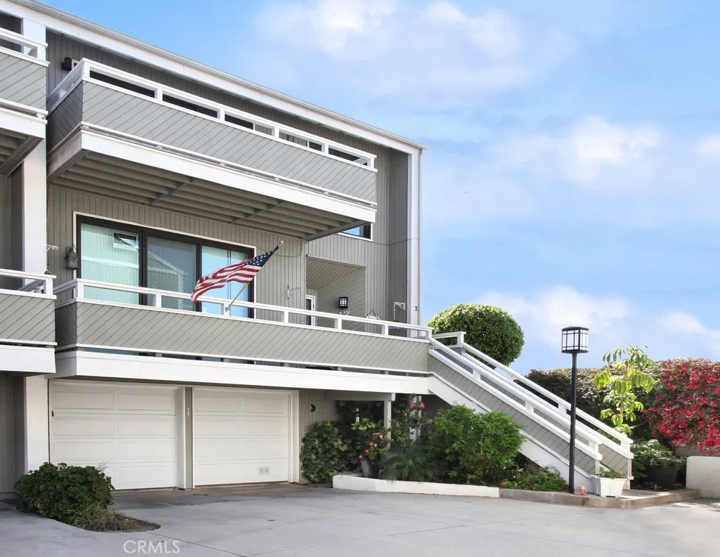 Newport Beach, CA 92663