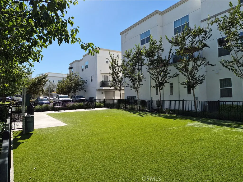 https://cdn.realtyfeed.com/cdn/127/306586737/1a0e8605221d0696c31086080c1a9222.webp