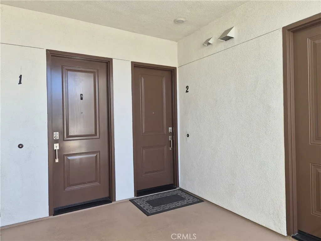https://cdn.realtyfeed.com/cdn/127/306586737/d7e40a4c2487bb9c56a03251c6010fb0.webp