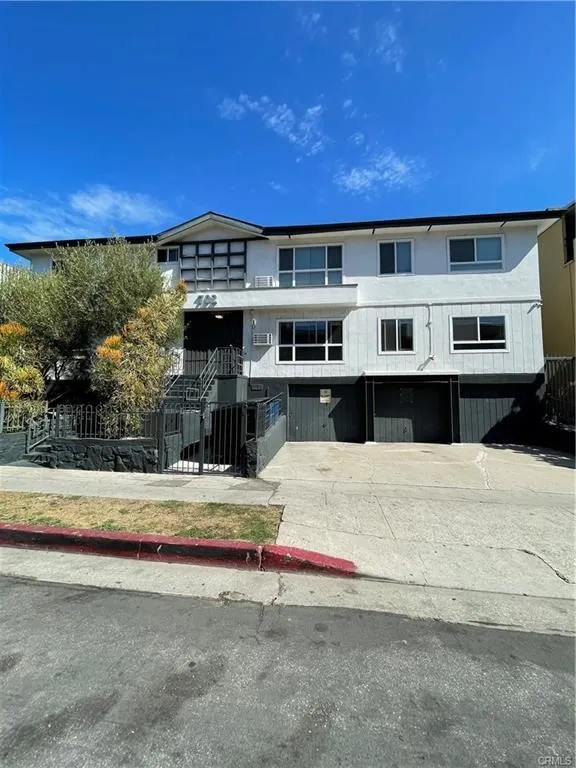 Los Angeles, CA 90005