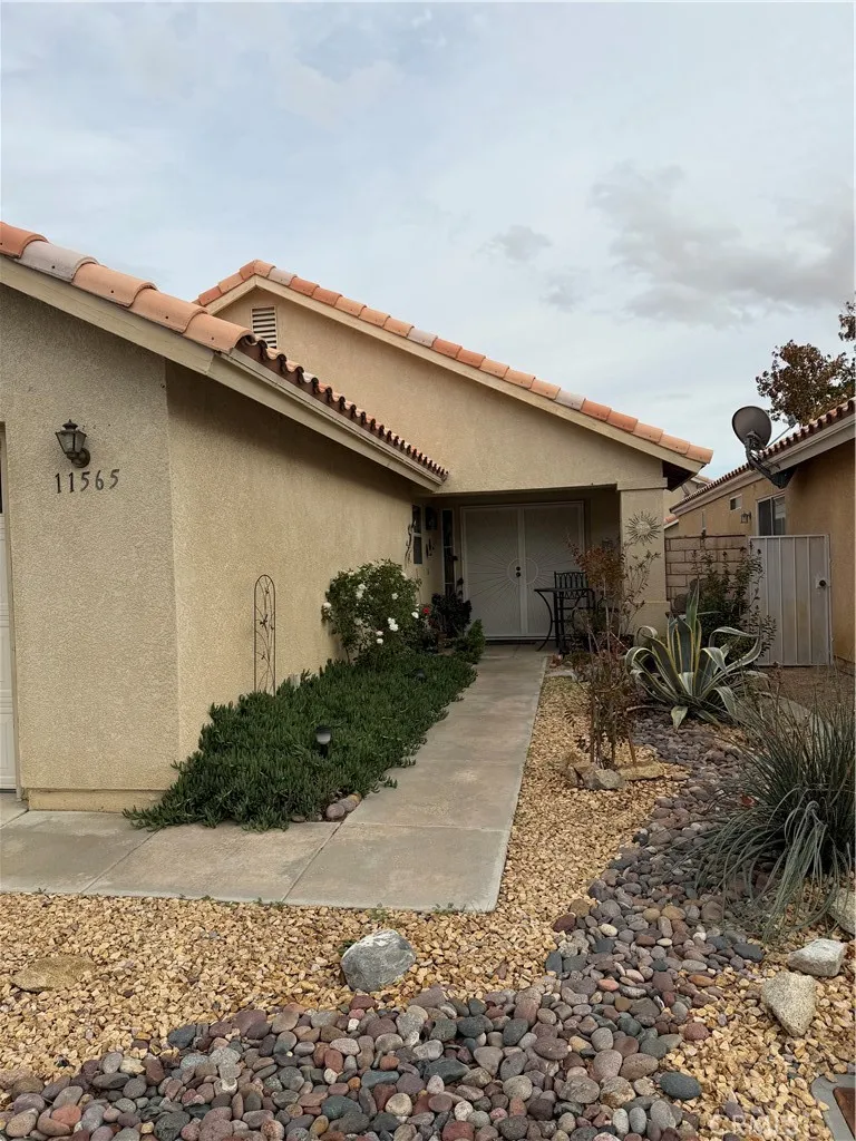 Apple Valley, CA 92308