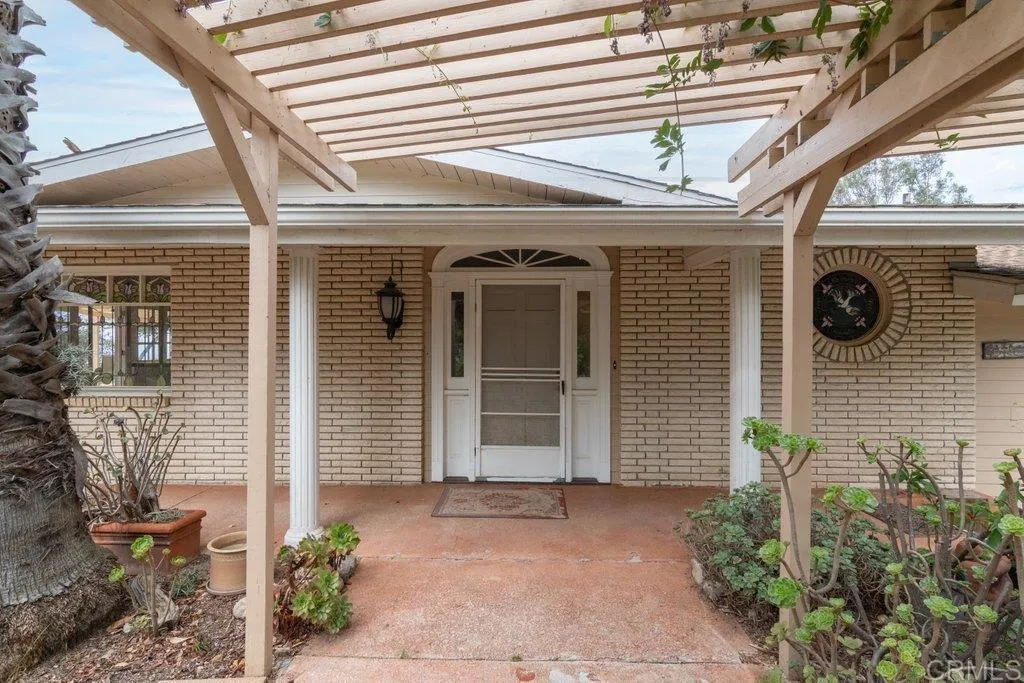 https://cdn.realtyfeed.com/cdn/127/306586775/3271946847364f11555257c0d787944c.webp