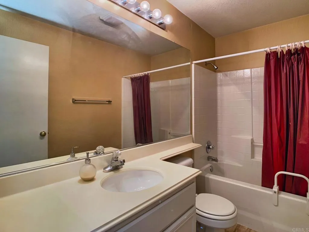 https://cdn.realtyfeed.com/cdn/127/306586837/74503974e2927f07254ba62cdde277af.webp