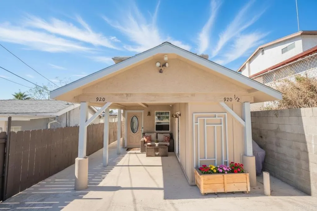 https://cdn.realtyfeed.com/cdn/127/306586865/04d96ee089448d725cd855659848d9b9.webp