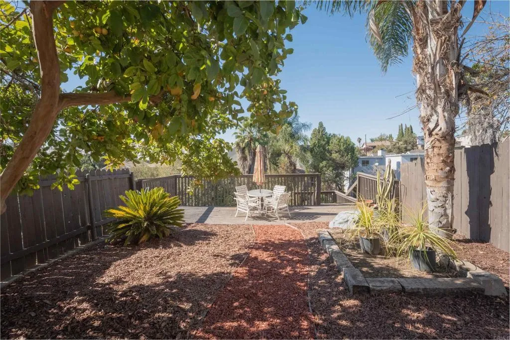 https://cdn.realtyfeed.com/cdn/127/306586865/b28aed27b7ddeab8c95a0bd1077253d5.webp