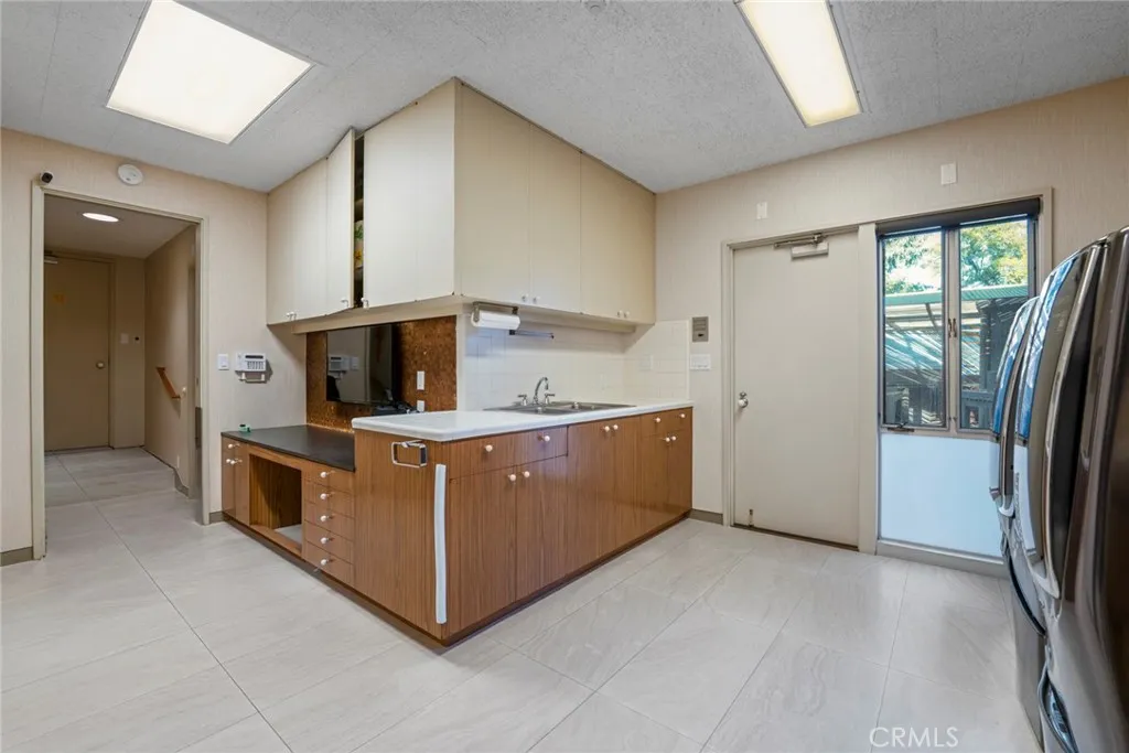 1458 Hillcrest, Pasadena, CA, 91106