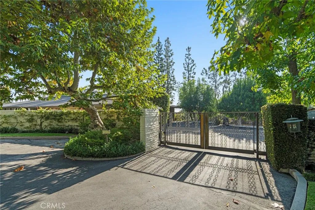 1458 Hillcrest, Pasadena, CA, 91106