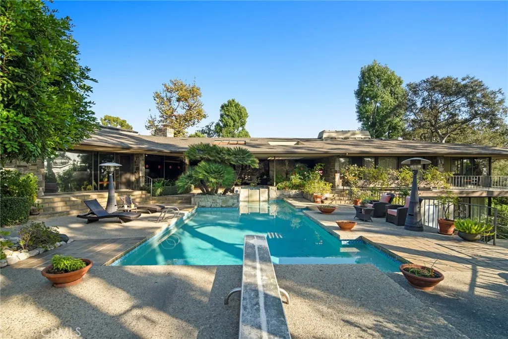 1458 Hillcrest, Pasadena, CA, 91106