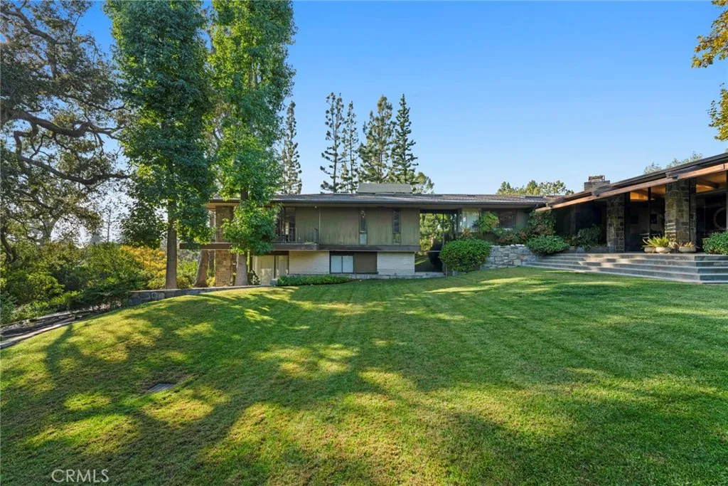 1458 Hillcrest, Pasadena, CA, 91106