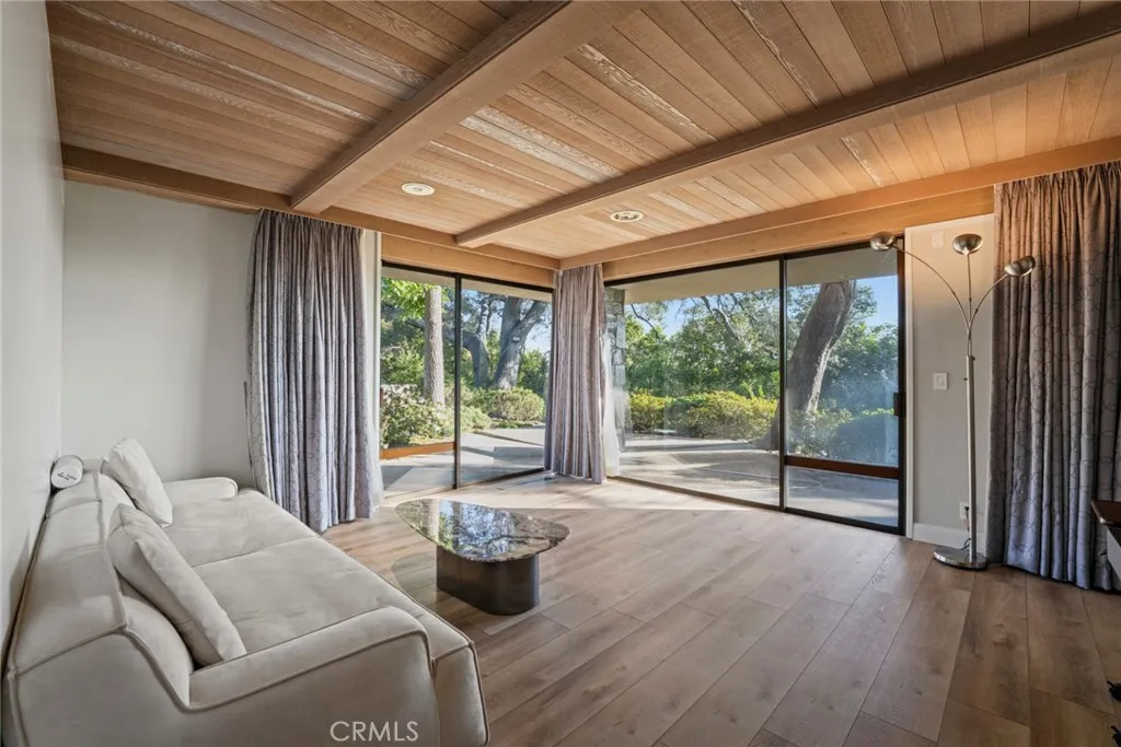 1458 Hillcrest, Pasadena, CA, 91106