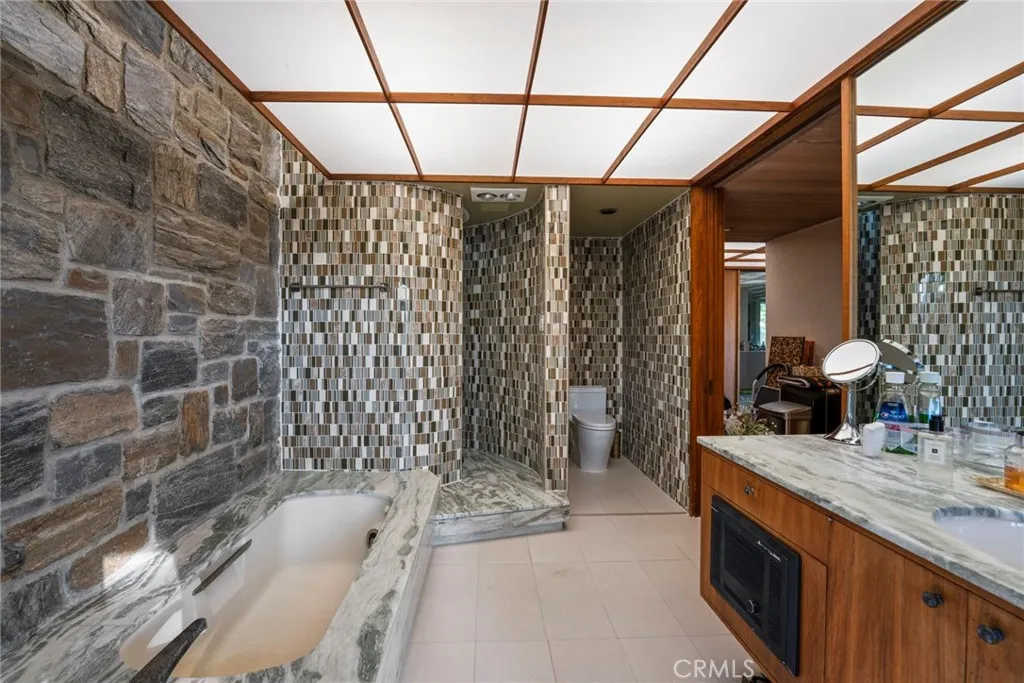1458 Hillcrest, Pasadena, CA, 91106