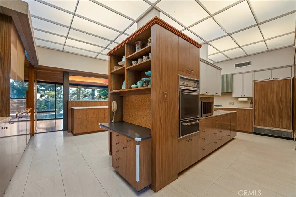 1458 Hillcrest, Pasadena, CA, 91106