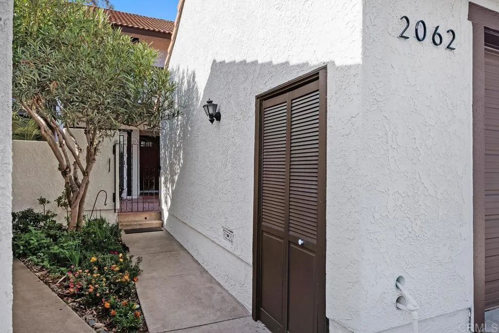 https://cdn.realtyfeed.com/cdn/127/306587084/94f400353acbc6e8323d6c72606dcfa8.webp