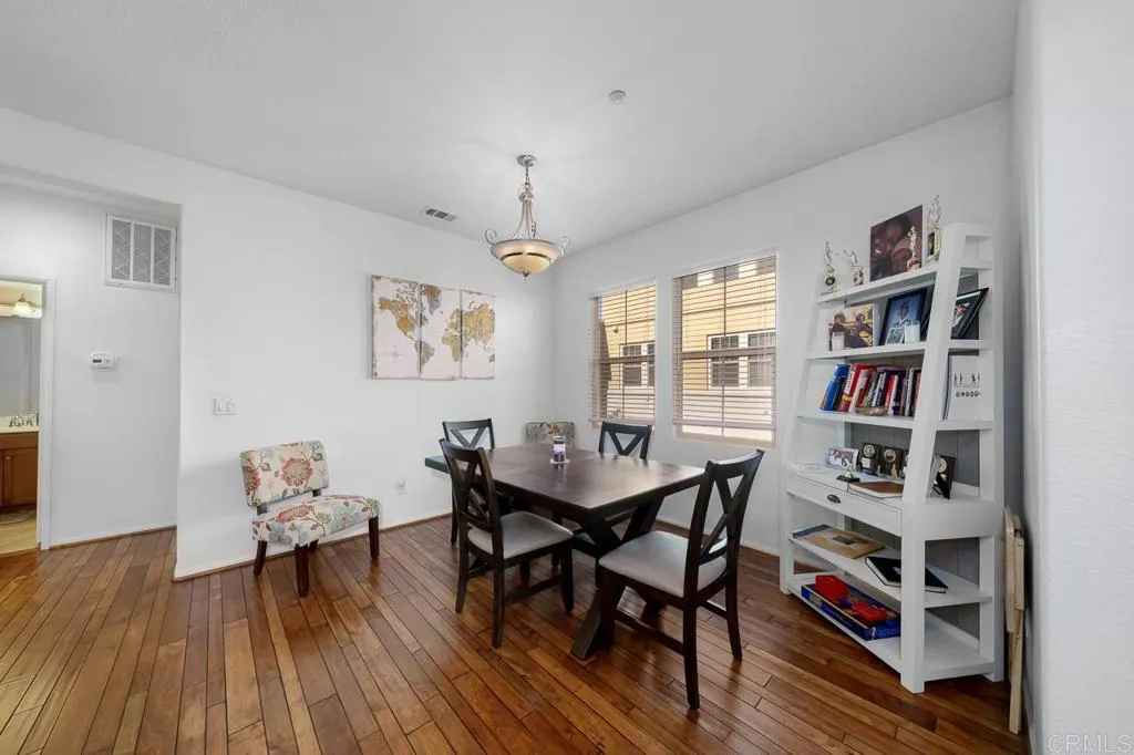 Photo #12: PTP2508526 Listing: Photo #12