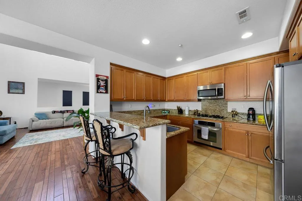 Photo #7: PTP2508526 Listing: Photo #7