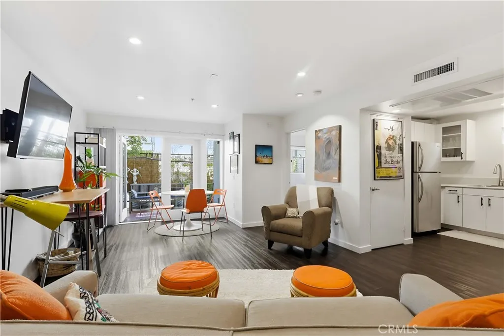 834 E 4th Street Unit 29, Long Beach, CA 90802