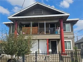 Los Angeles, CA 90011